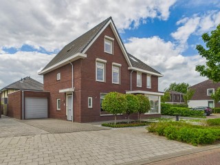  Alexander de Grotestraat 8 in Hulst