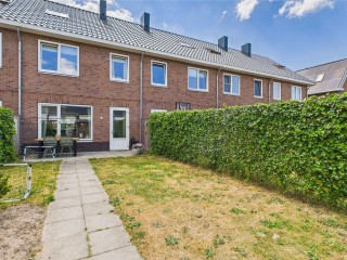 Puttingstraat  Puttingstraat 31 in Sint Jansteen