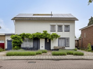  Prins Bernhardstraat 7 in Clinge