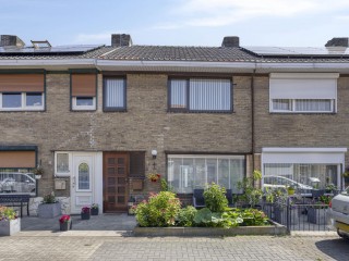 Bernhardstraat  Bernhardstraat 8 in Terneuzen