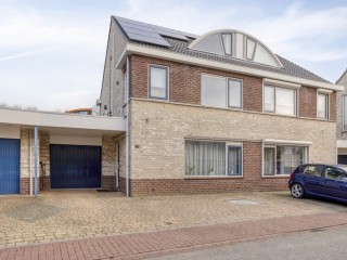  Parelmoerboog 10 in Terneuzen